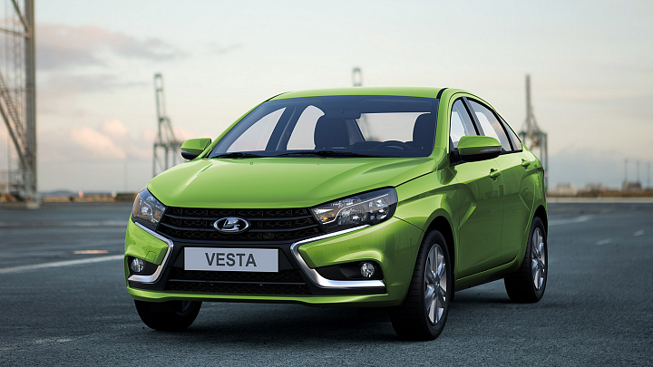 Алиханов рассказал о росте доли российских автомобилей на рынке в 2025 году