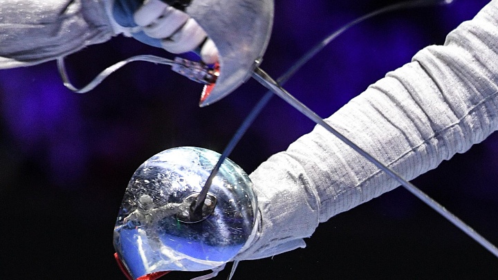 Российская юниорка завоевала первое золото после возвращения флага