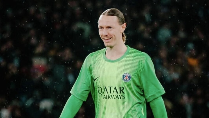 Сафонов вошел в стартовый состав "ПСЖ", несмотря на возвращение Шевалье