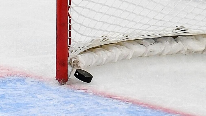 Вратаря "Миннесоты" стошнило в конце матча НХЛ